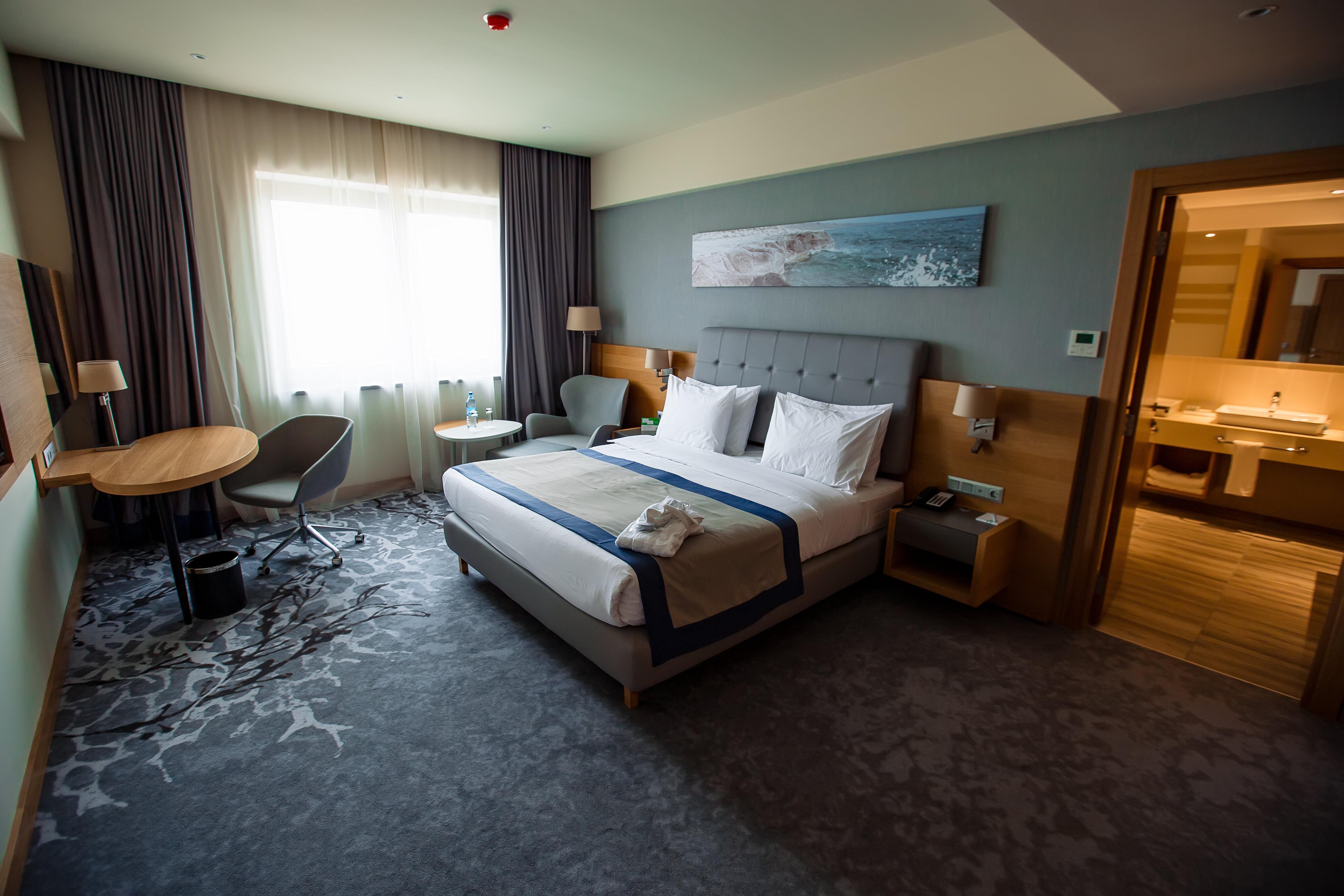 Holiday Inn - Aktau - Seaside By Ihg Buitenkant foto