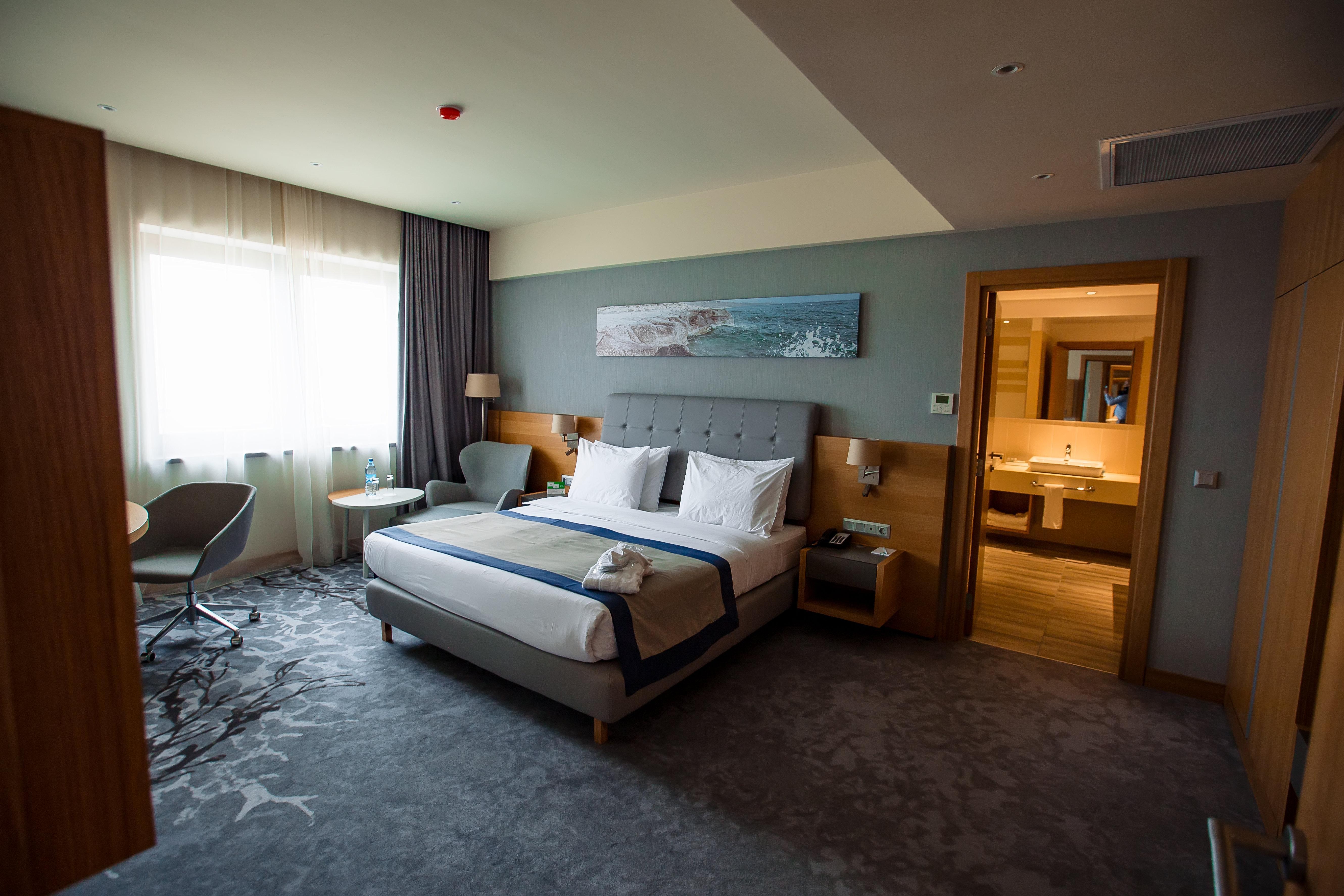 Holiday Inn - Aktau - Seaside By Ihg Buitenkant foto