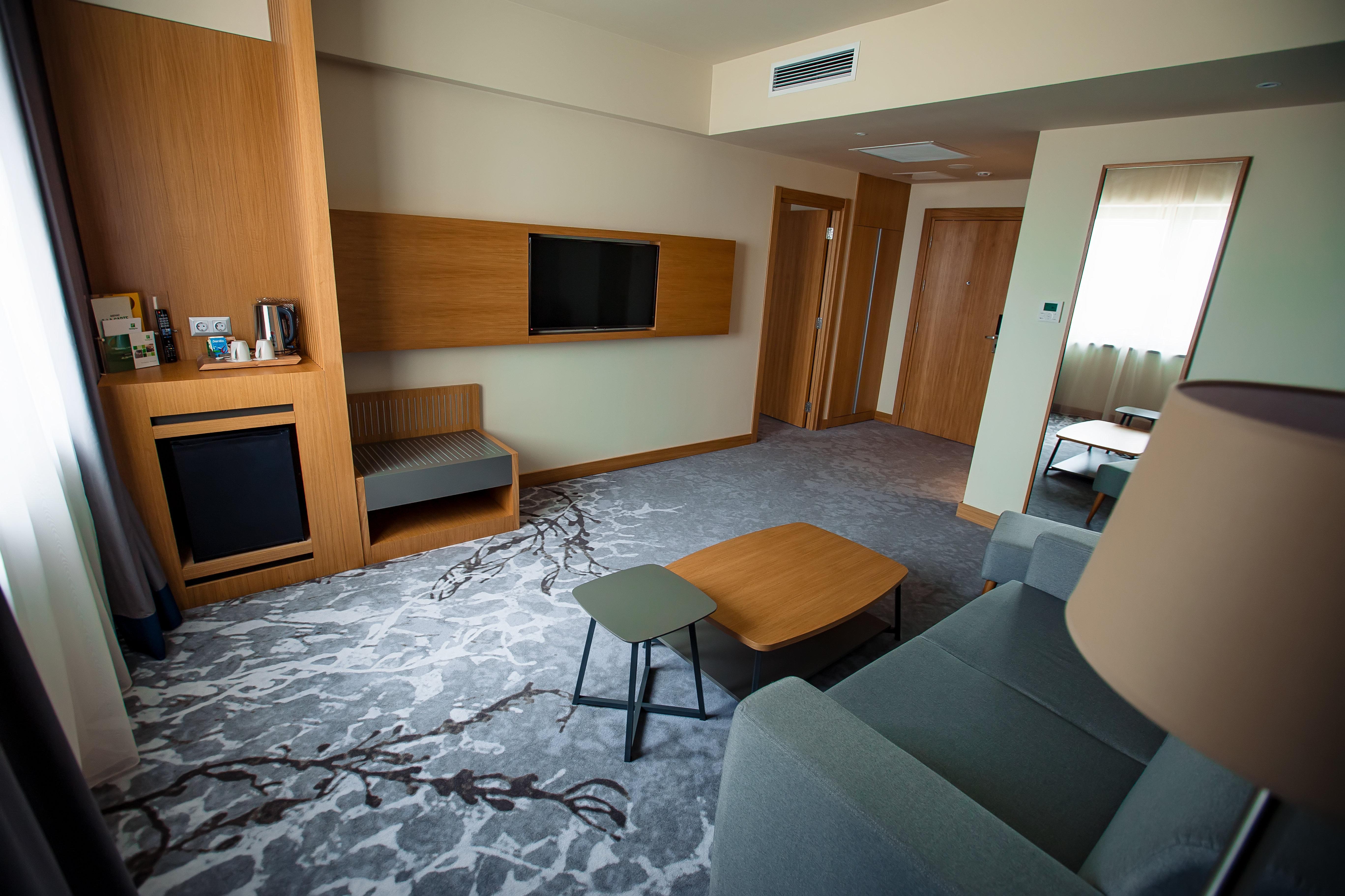 Holiday Inn - Aktau - Seaside By Ihg Buitenkant foto