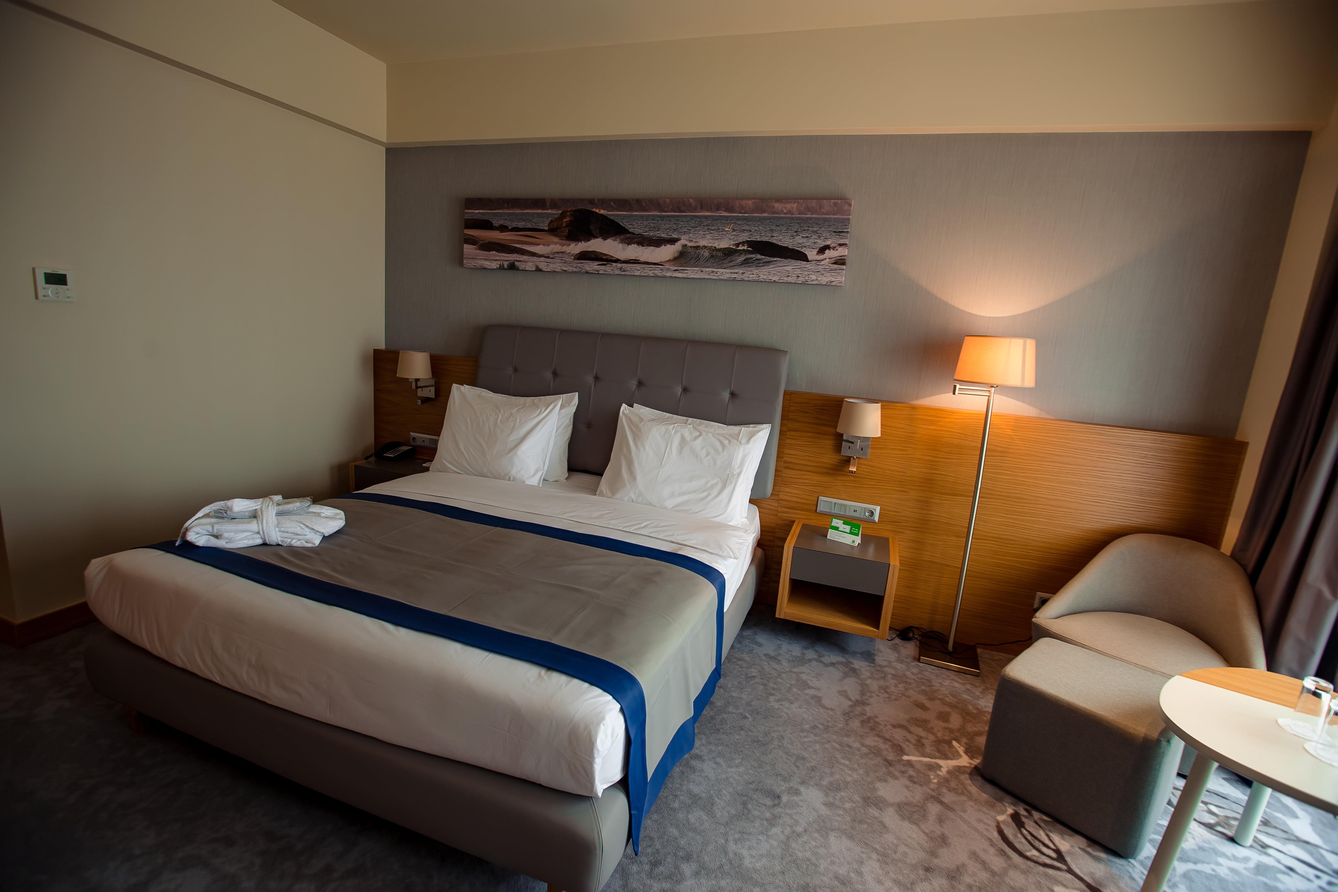Holiday Inn - Aktau - Seaside By Ihg Buitenkant foto
