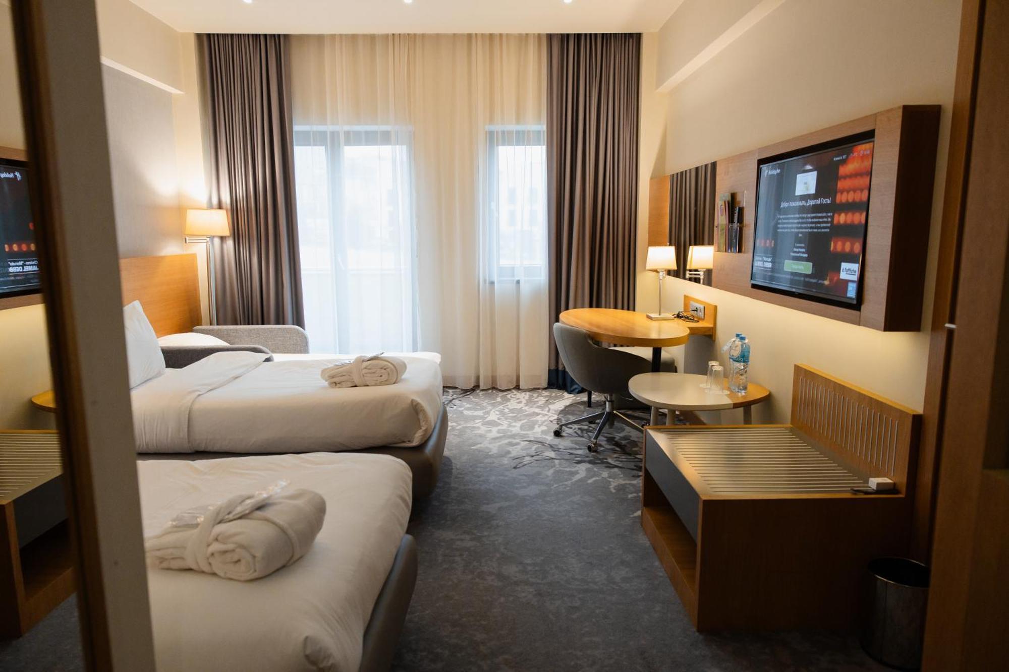 Holiday Inn - Aktau - Seaside By Ihg Buitenkant foto