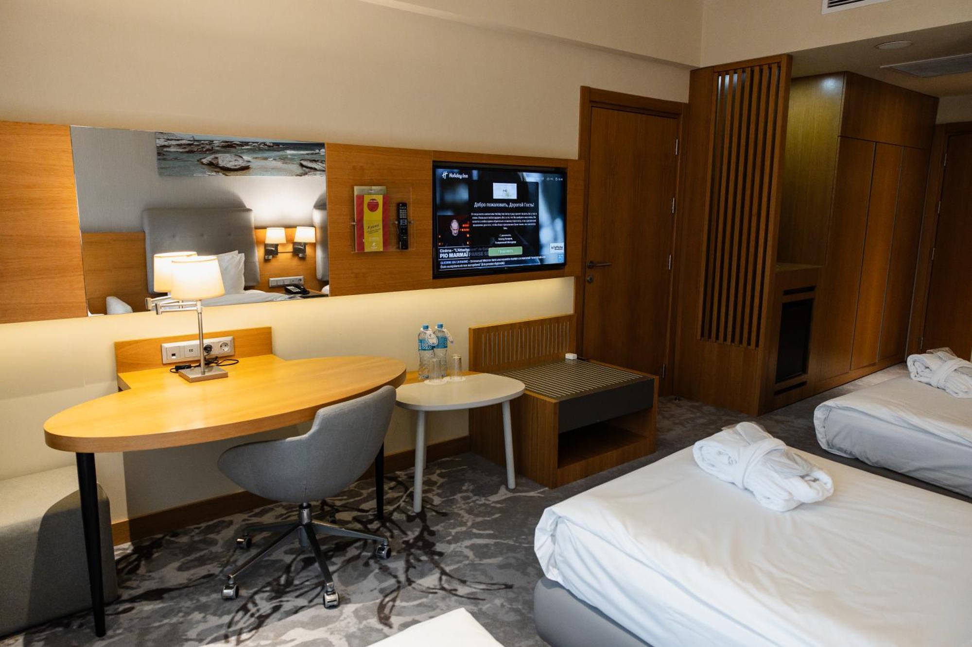 Holiday Inn - Aktau - Seaside By Ihg Buitenkant foto